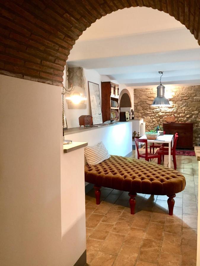 La Taverna Fra Le Colline Arezzo Buitenkant foto